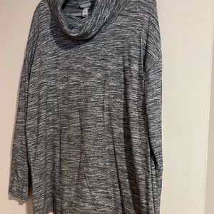 Womens black and gray variegated Cowl neck